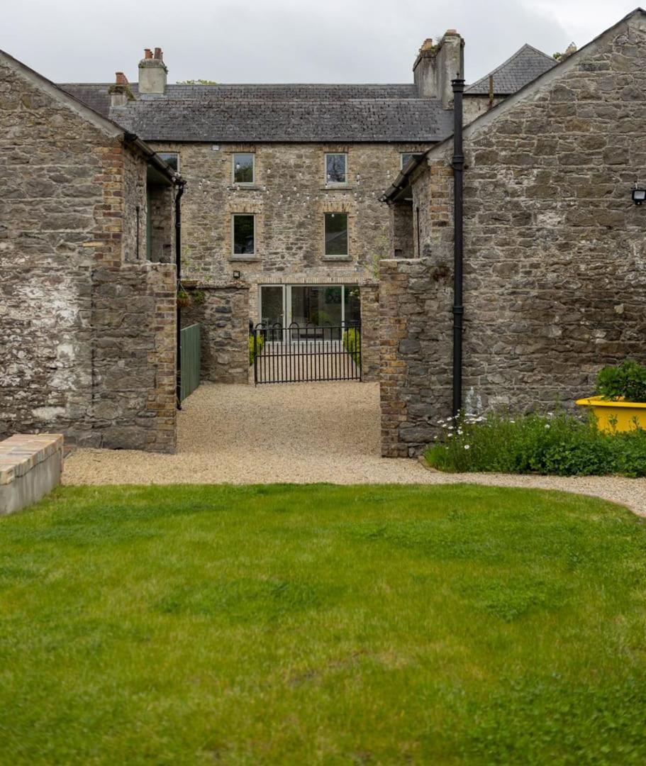 Stay Barrow Blueway - The Stables Monasterevin Exterior foto